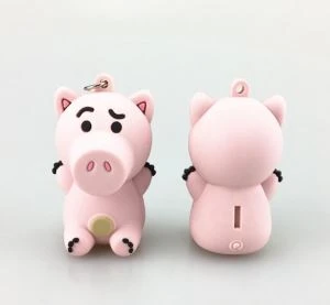 تھری ڈی پگ ڈول کی چین رنگ لانیارڈ سلیکون پی وی سی کی چین
